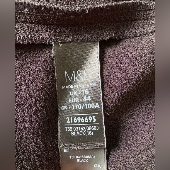 Marks & Spencer longline jacket vest size 16 sleeveless blazer black - Picture 6 of 10